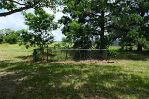 240 McAcres Dr, McDade, TX 78650 - Photo 30