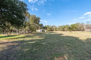 967 Falconwood Dr, San Marcos, TX 78666 - Photo 32