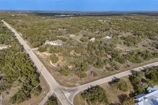 967 Falconwood Dr, San Marcos, TX 78666 - Photo 38