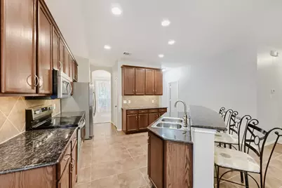 18717 Royal Pointe Drive, Pflugerville, TX 78660 - Photo 8