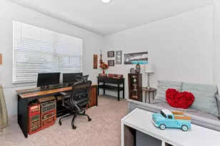 204 Florenz Ln, Georgetown, TX 78628 - Photo 10