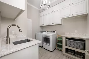 5805 Buckpasser Cove, Austin, TX 78746 - Photo 12