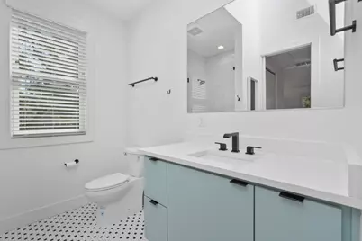 4006 Avenue C #D, Austin, TX 78751 - Photo 10