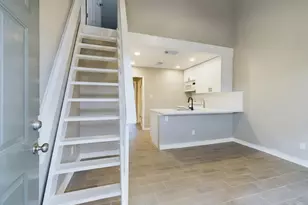 2815 Rio Grande St, Austin, TX 78705 - Photo 2