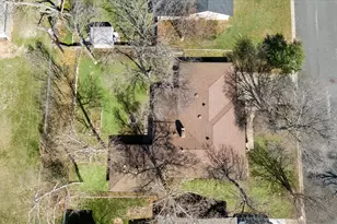 10512 Walnut Bend Dr, Austin, TX 78753 - Photo 4