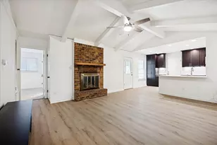 10512 Walnut Bend Dr, Austin, TX 78753 - Photo 14