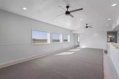 1102 Beech Street, Taylor, TX 76574 - Photo 14