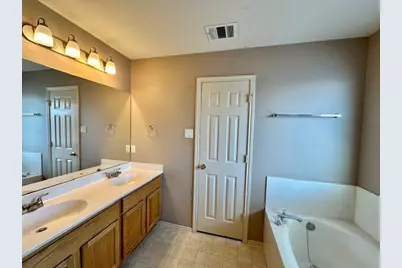 15013 Sassafras Trail, Pflugerville, TX 78660 - Photo 24