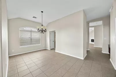 12820 Appaloosa Chase Drive, Austin, TX 78732 - Photo 6