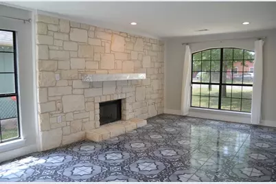 6400 Santos Street, Austin, TX 78741 - Photo 4