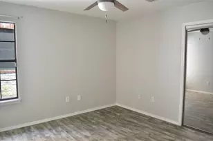 6400 Santos St, Austin, TX 78741 - Photo 18