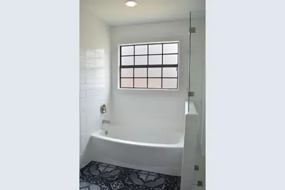 6400 Santos Street, Austin, TX 78741 - Photo 14