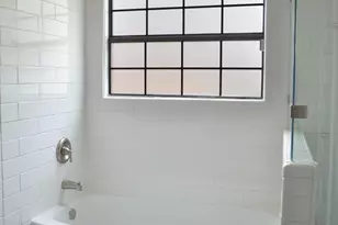 6400 Santos St, Austin, TX 78741 - Photo 14