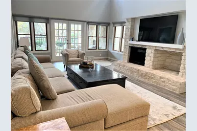 105 Birdie Drive, The Hills, TX 78738 - Photo 2