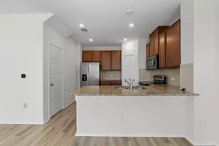 7705 Song Sparrow Dr., Austin, TX 78744 - Photo 8