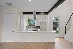 3613 Munson St, Austin, TX 78721 - Photo 6
