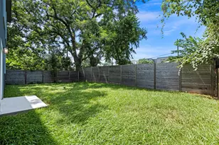 3613 Munson St, Austin, TX 78721 - Photo 36