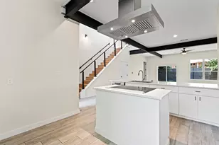 3613 Munson St, Austin, TX 78721 - Photo 12