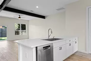 3613 Munson St, Austin, TX 78721 - Photo 4