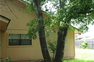 803 Kimberly St, Georgetown, TX 78628 - Photo 16