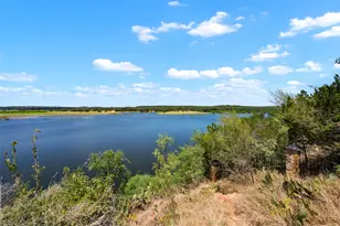 335 Harbor Dr, Spicewood, TX 78669 - Photo 14
