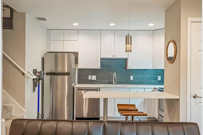 935 La Posada Drive #148, Austin, TX 78752 - Photo 6