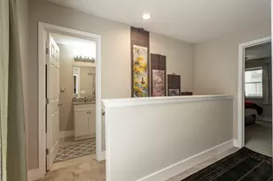 935 La Posada Dr, Austin, TX 78752 - Photo 16