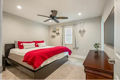 935 La Posada Drive #148, Austin, TX 78752 - Photo 10