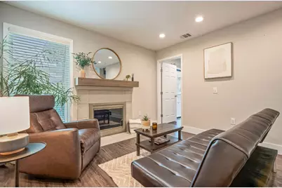 935 La Posada Drive #148, Austin, TX 78752 - Photo 6