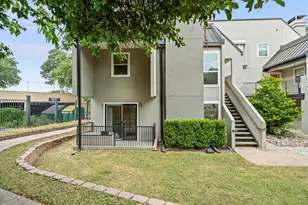 935 La Posada Dr, Austin, TX 78752 - Photo 4