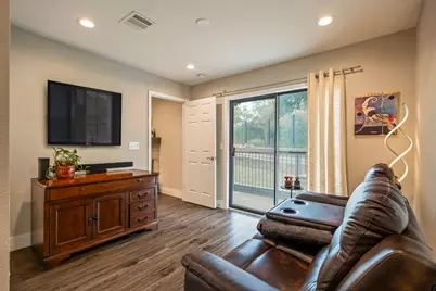 935 La Posada Drive #148, Austin, TX 78752 - Photo 14