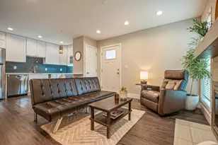 935 La Posada Dr, Austin, TX 78752 - Photo 1