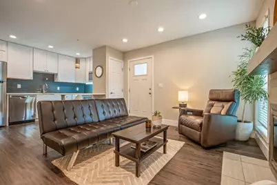 935 La Posada Drive #148, Austin, TX 78752 - Photo 2