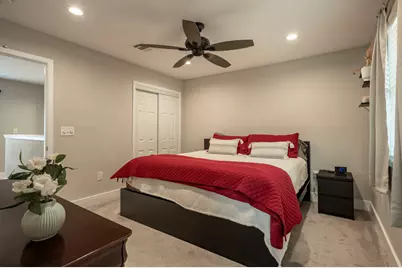 935 La Posada Drive #148, Austin, TX 78752 - Photo 12