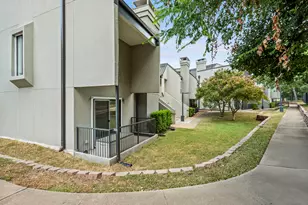 935 La Posada Dr, Austin, TX 78752 - Photo 22
