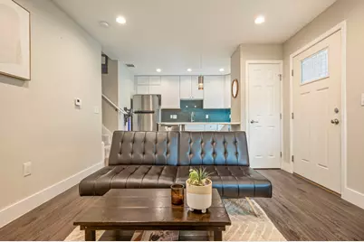 935 La Posada Drive #148, Austin, TX 78752 - Photo 8