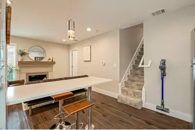 935 La Posada Drive #148, Austin, TX 78752 - Photo 18