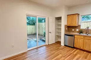 1122 Mansell Ave, Austin, TX 78721 - Photo 4