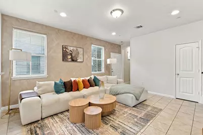 2880 Donnell Drive #304, Round Rock, TX 78664 - Photo 2