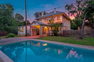 614 W 32nd St, Austin, TX 78705 - Photo 1