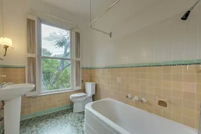 614 W 32nd Street, Austin, TX 78705 - Photo 14