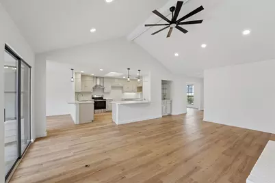 5910 Crescent Falls, Windcrest, TX 78239 - Photo 14
