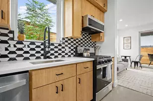 2919 E 13th St, Austin, TX 78702 - Photo 4