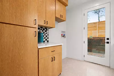 2919 E 13th Street #2, Austin, TX 78702 - Photo 6