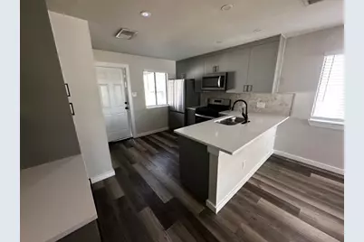 1410 W Braker Lane #B, Austin, TX 78758 - Photo 2