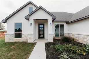 127 Loon Dr, Bastrop, TX 78602 - Photo 2