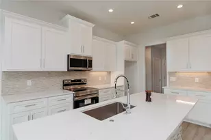 127 Loon Dr, Bastrop, TX 78602 - Photo 8