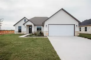 127 Loon Dr, Bastrop, TX 78602 - Photo 1