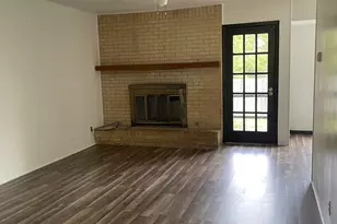 2015 Greenbrook Pkwy, Austin, TX 78723 - Photo 2