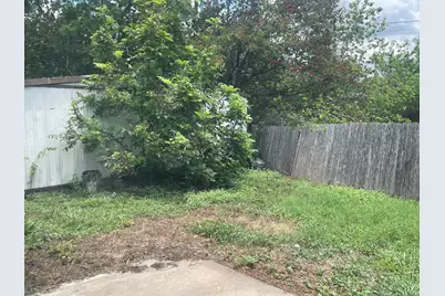 2015 Greenbrook Parkway #B, Austin, TX 78723 - Photo 16